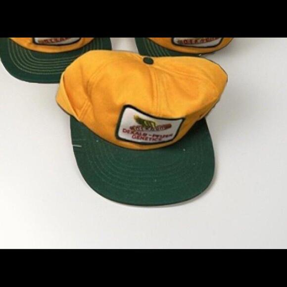 New Old Stock Dekalb Seed Hat Vintage Trucker Farmer Snap Back Advertising - Picture 2 of 3